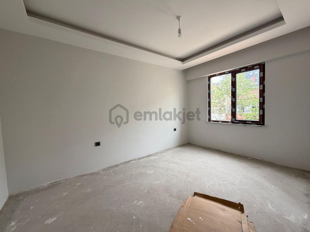 Mertcan'dan Yayalar Mah. İskanlı Açık Balkonlu 3+1 Daire - 9