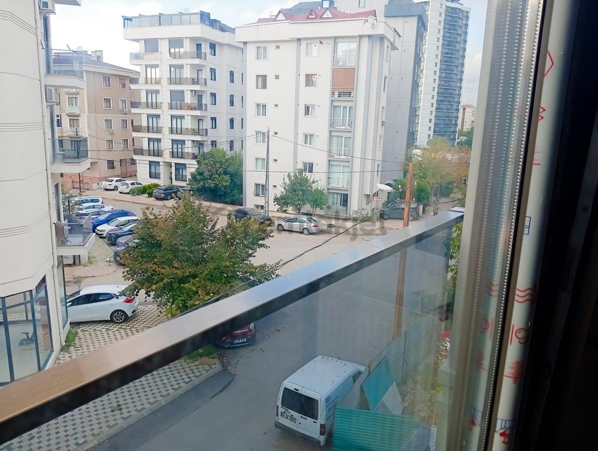 Karlıktepe'de Prestijli Binada Sıfır Geniş Kiralık 2+1 Daire - 25