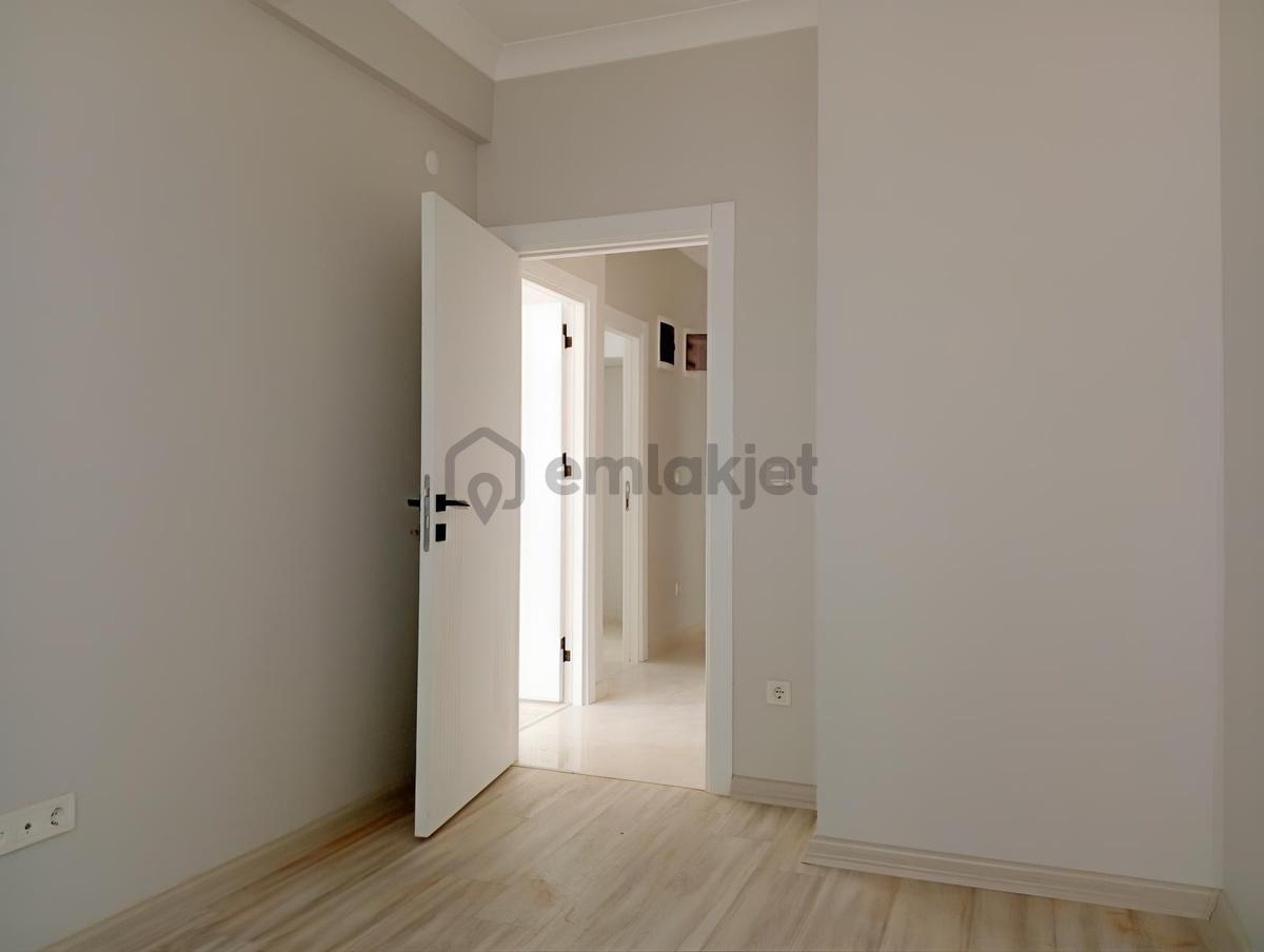 Karlıktepe'de Prestijli Binada Sıfır Geniş Kiralık 2+1 Daire - 15