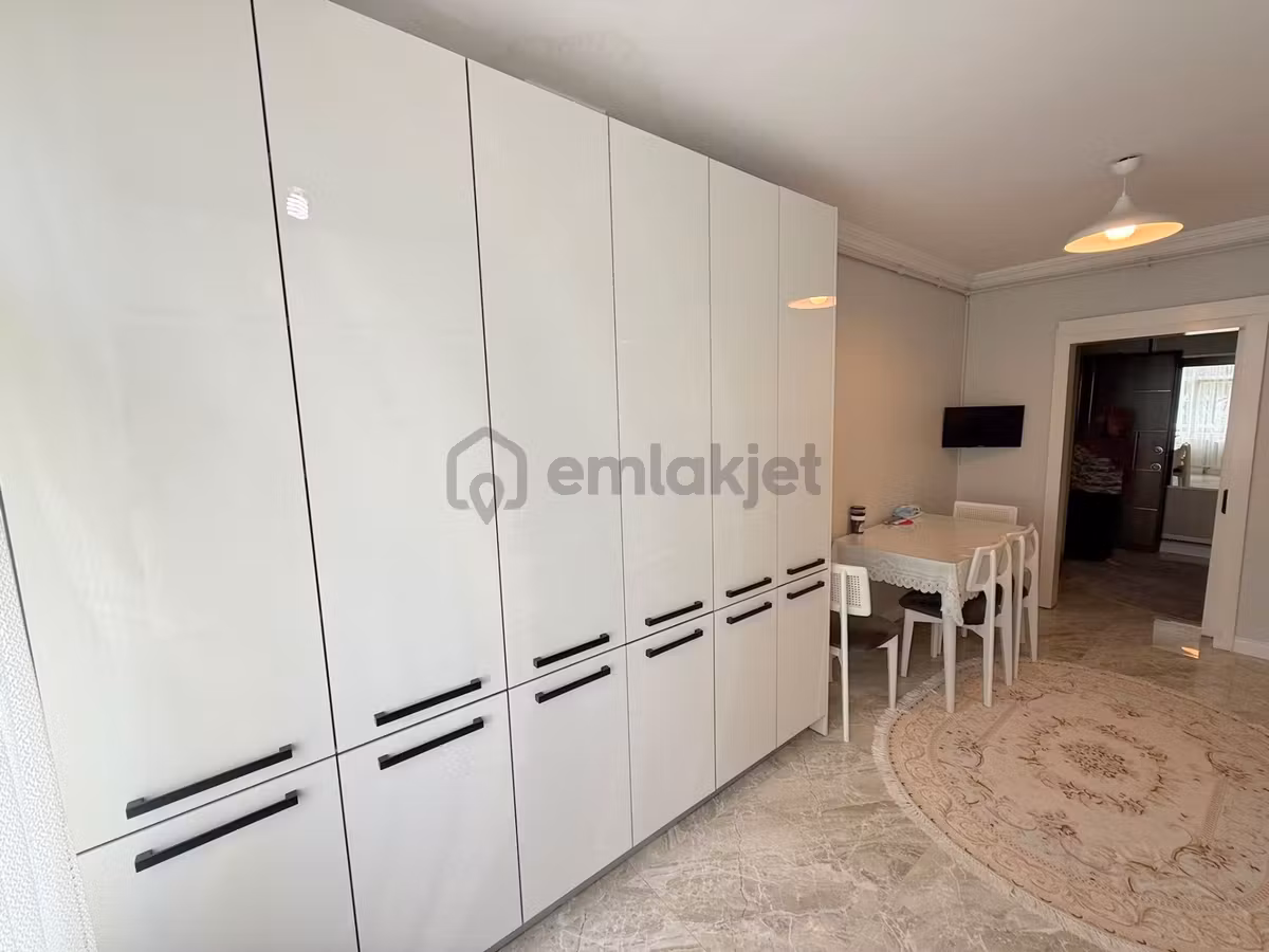 Mertcan'dan Metroya 4dk İskanlı Geniş 3+1 Yüksek Giriş Kat - 3
