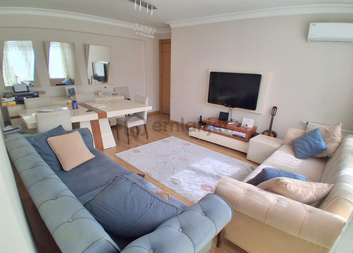 Mertcan'dan Ary Efedra Sitesi İçinde Balkonlu Geniş Ferah 2+1 - 2