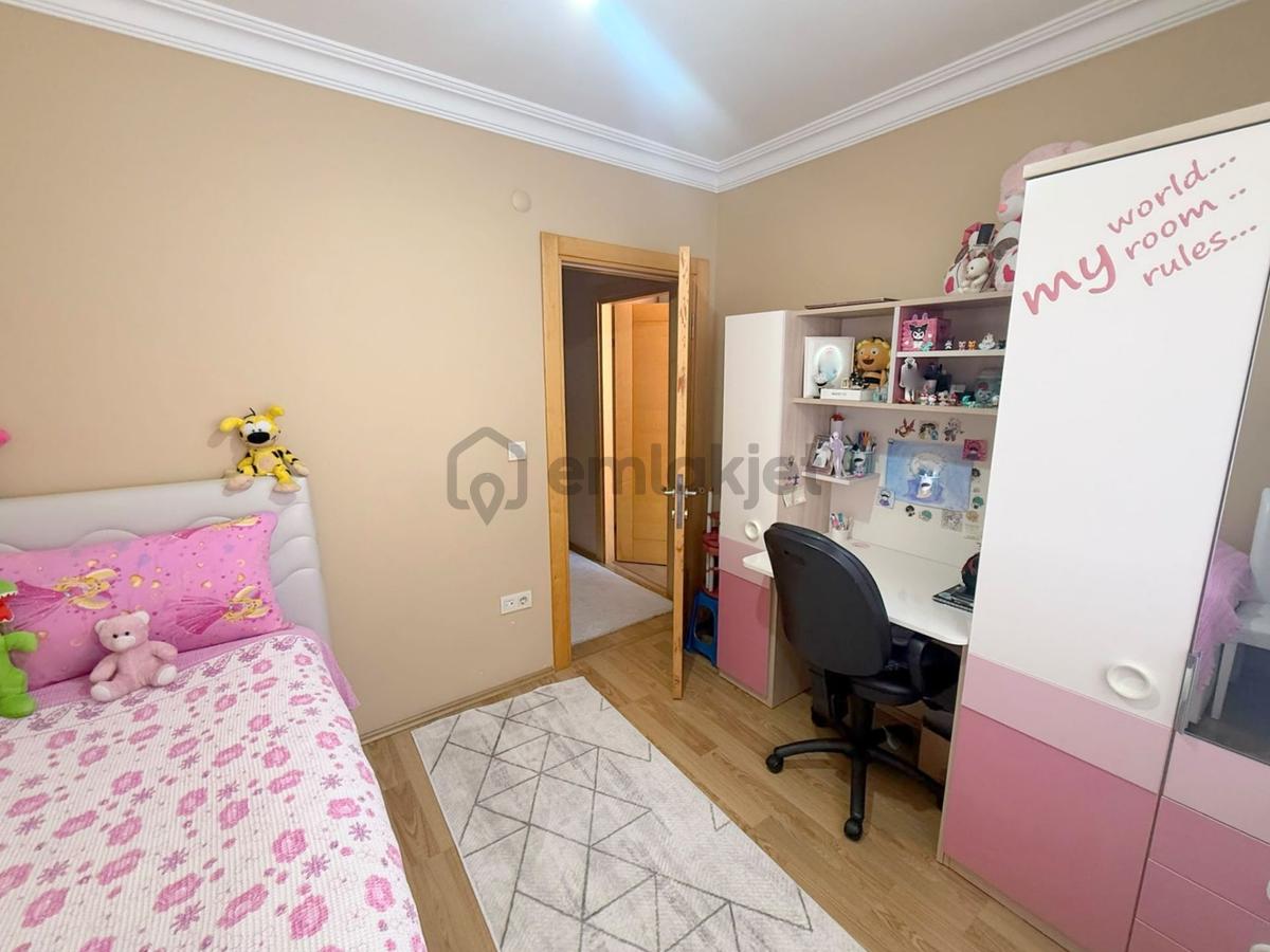 Mertcan'dan Velibaba Mah.iskanlı Kapalı Balkonlu 3+1 Daire - 10
