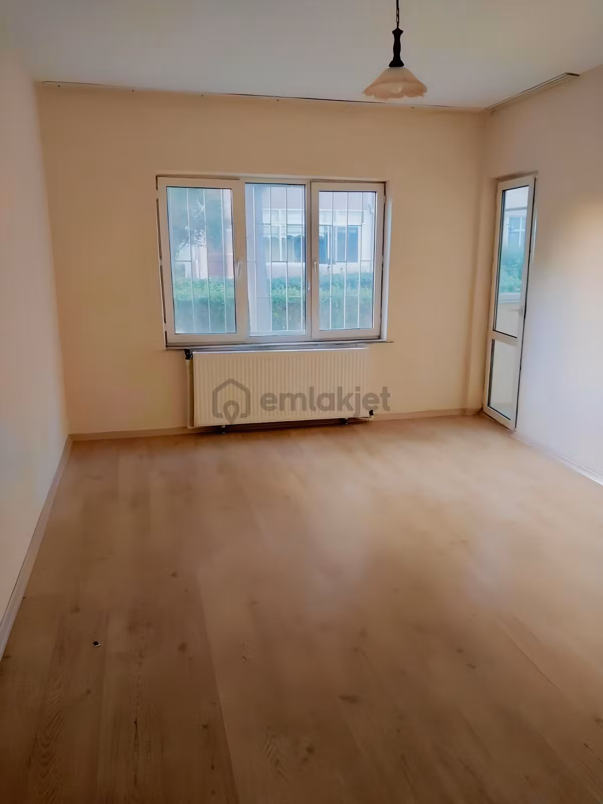 Yeni Mah Kiralık Giriş Kat 2+1 Daire - 12