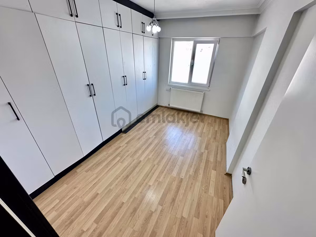Ulukan'dn Elvanket'te Şehir Manzaralı !! Kış Bahçeli 4+1 Teras ! - 23
