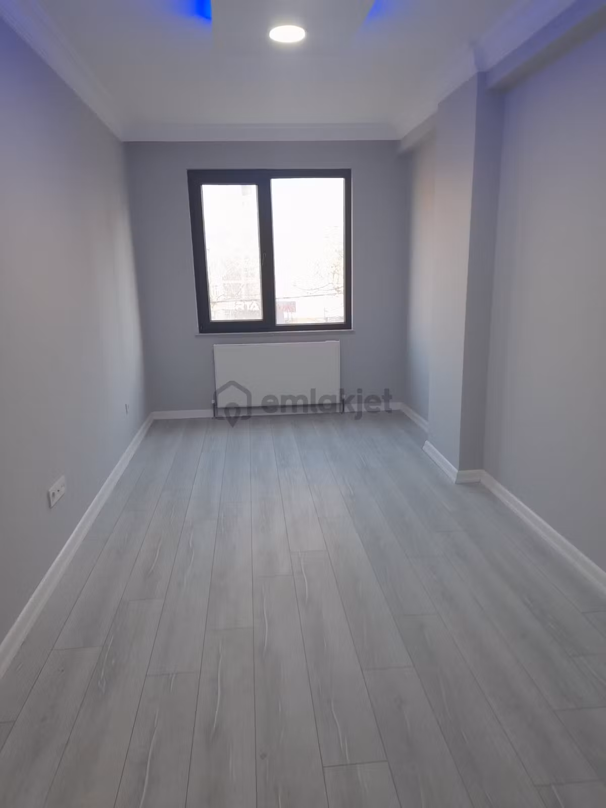 Samandıra Cadde Üzeri Çift Balkon Otopark İskanlı 3.kat 2+1 - 8
