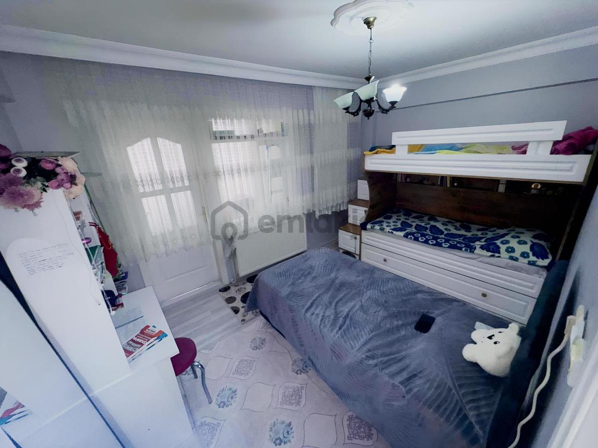 Zaferyapıdan Satılık Daire 3.kat 100m2 Hisseli 2000yapı Cebecimh - 14