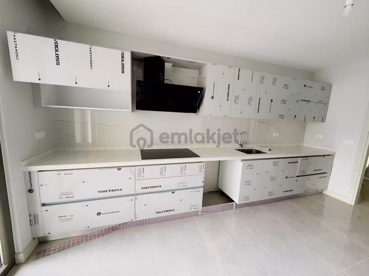 Siltaş Premiumda Satılık 4.kat Boş- Net 150m2 4+1 Ultralüx - 38