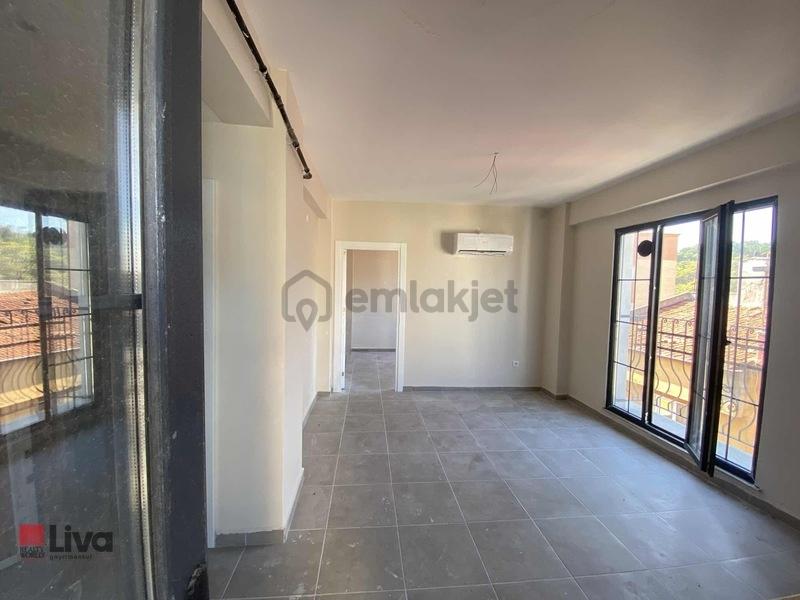 Aygören'de Lüks Balkonlu 1+1 Daire - 18