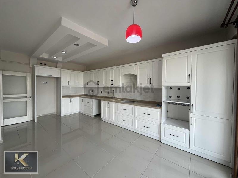 Urfa Yolu Üzeri Kiralık 4+1 Fırsat Daire