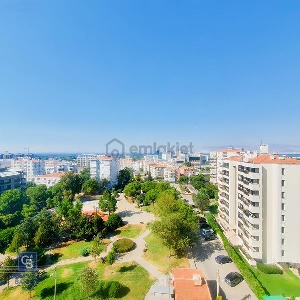 Narlıdere Ilıca'da Deniz Manzaralı 4+1 Satılık - 4