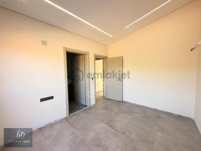 Urla Kuşçularda 4+1 Özel Tasarım Villa - 30