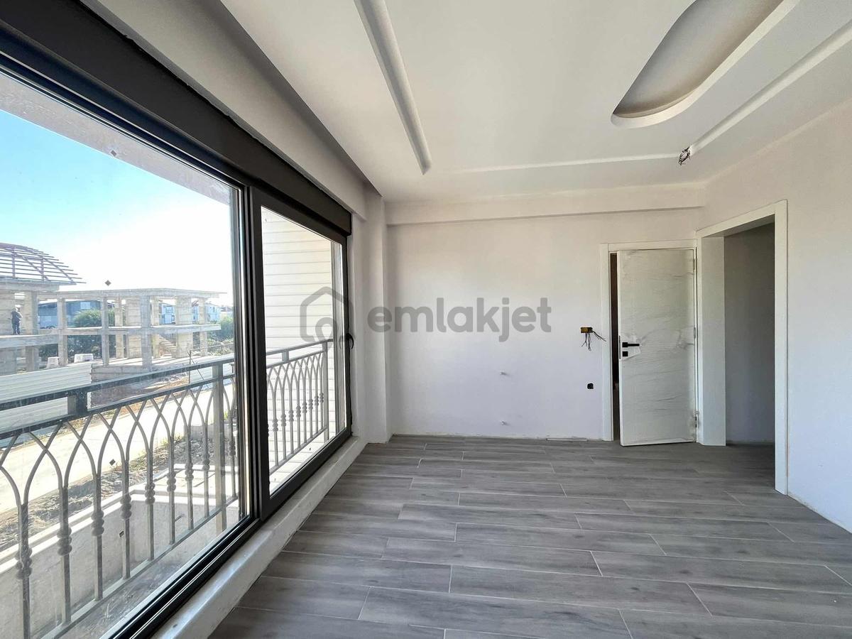 Boğazkentte 4.5+1 Müstakil Havuzlu Villa - 16