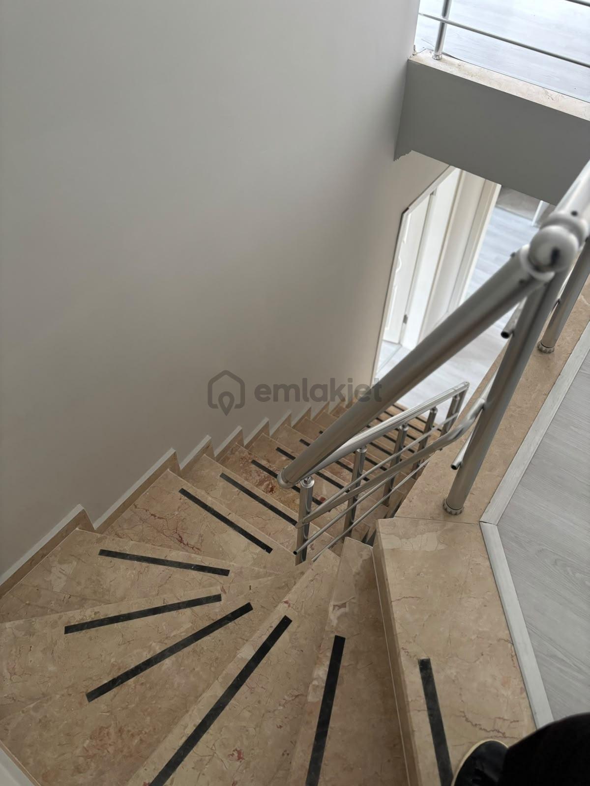 Mesudiye Mah. Kiralık 3+1 Dubleks Daire - 15