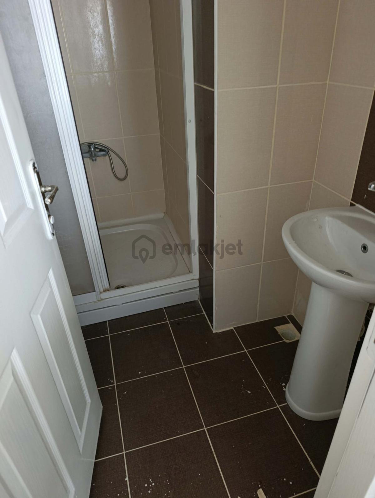 Çınar Emlak'tan Ceyhunket 3 Te Eşyalı 3+1 Kiralık Daire - 14