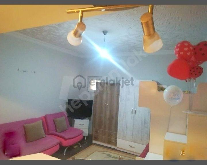 Kolej Metro Yakını Kiralık Eşyalı Tek Oda - 9