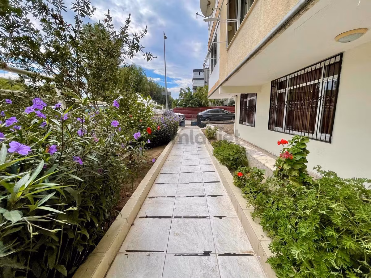 Bostanlı Mahallesi Sahile Yakın 2+1 Kiralık Daire - 2
