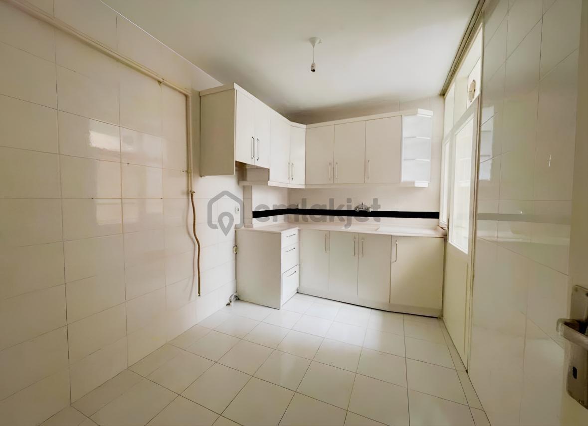Bostanlı Mahallesi Sahile Yakın 2+1 Kiralık Daire - 27