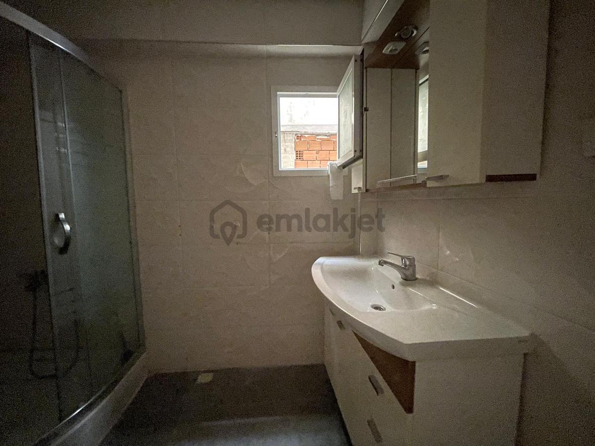 Bostanlı Mahallesi Sahile Yakın 2+1 Kiralık Daire - 31