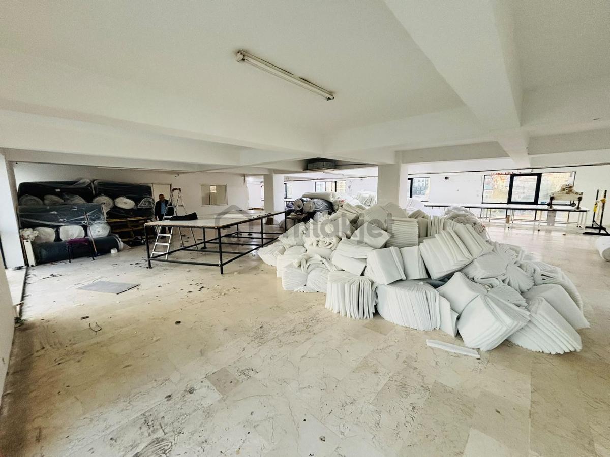 Mertcan'dan E-5'e Cephe 450 M2 Kullanım Alanlı İş Yeri - 5