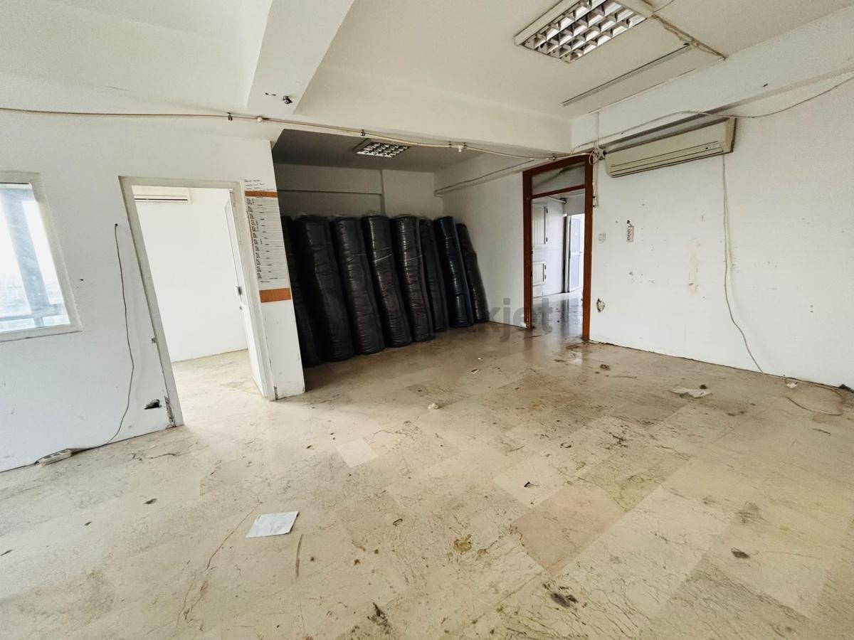 Mertcan'dan E-5'e Cephe 450 M2 Kullanım Alanlı İş Yeri - 20