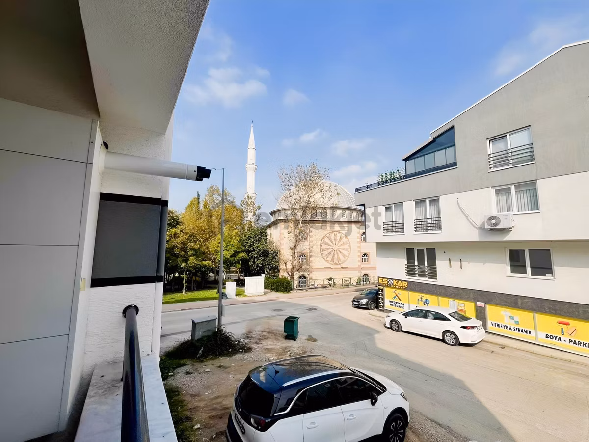 Üçevler Mahallesi'nde Kiralık1+1 Daire/home Ofis - 6