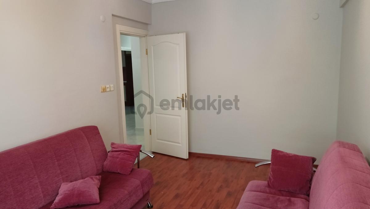 Adil Mahallesinde Site İçerisinde 2+1 Kiralık Daire - 35