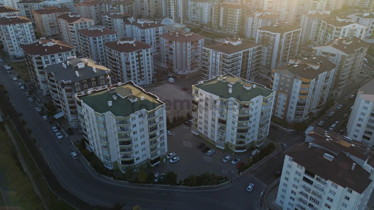 Cevherdudayev Mah.de Uçhisar Kalesi Manzaralı Satılık 3+1 Daire - 5