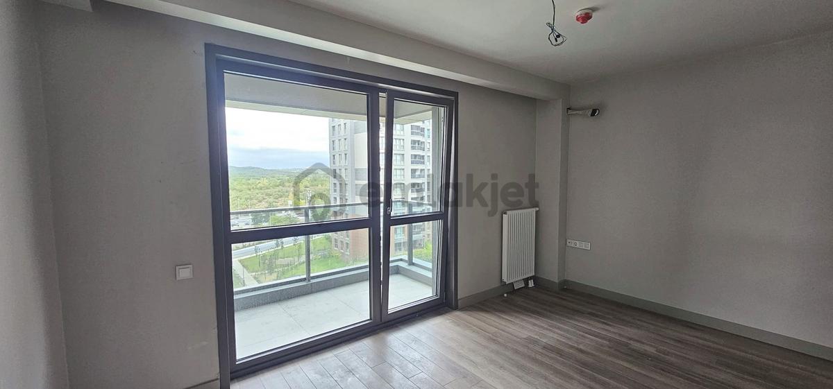 5. Levent Korupark'ta Kiralık Sıfır 3+1 Daire - 13