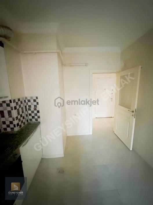 Fetih Caddesi Yakını Arakat Kiralık 3+1 Daire - 3