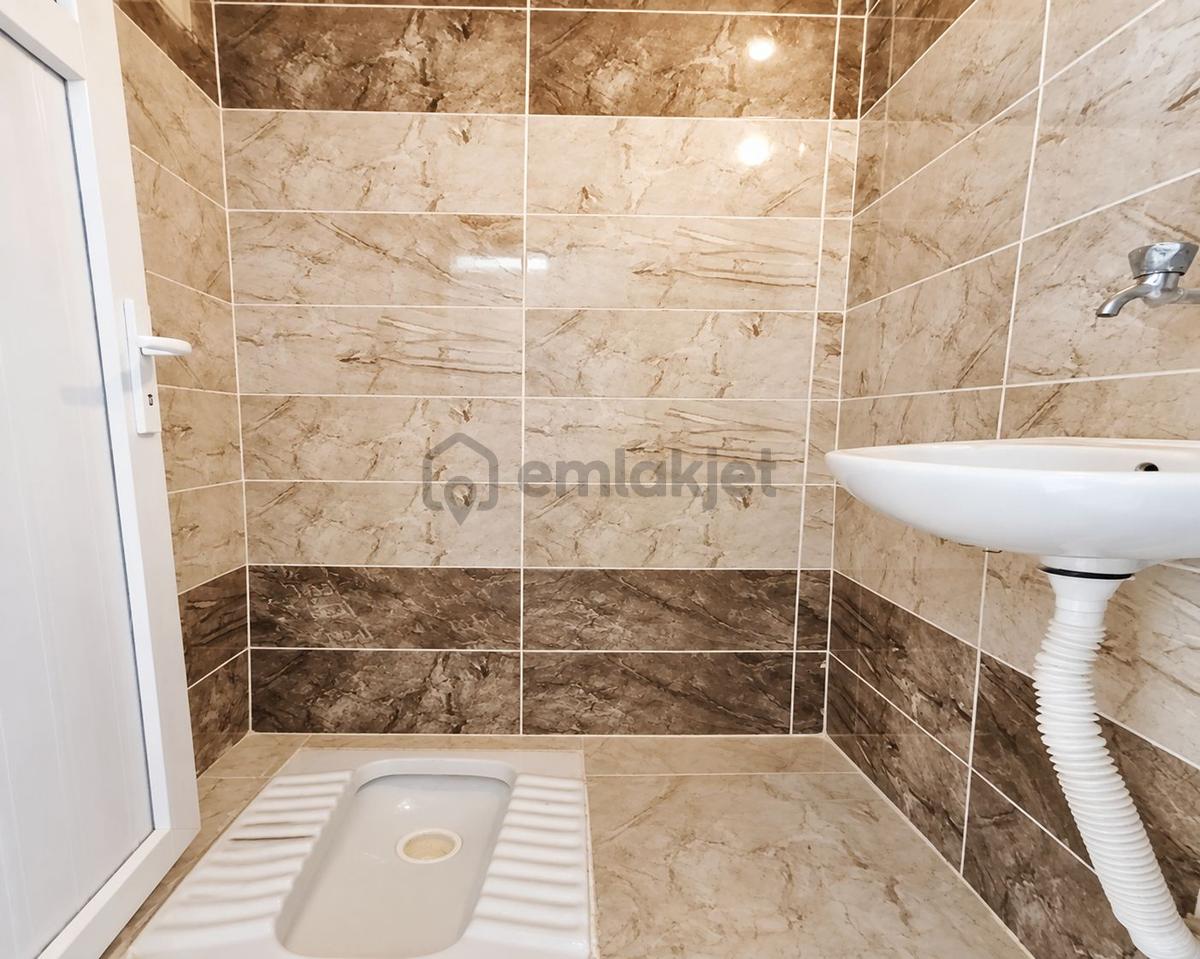 Metrobüse 15 Dakika Mesafede 2+1 Kiralık Daire - 7