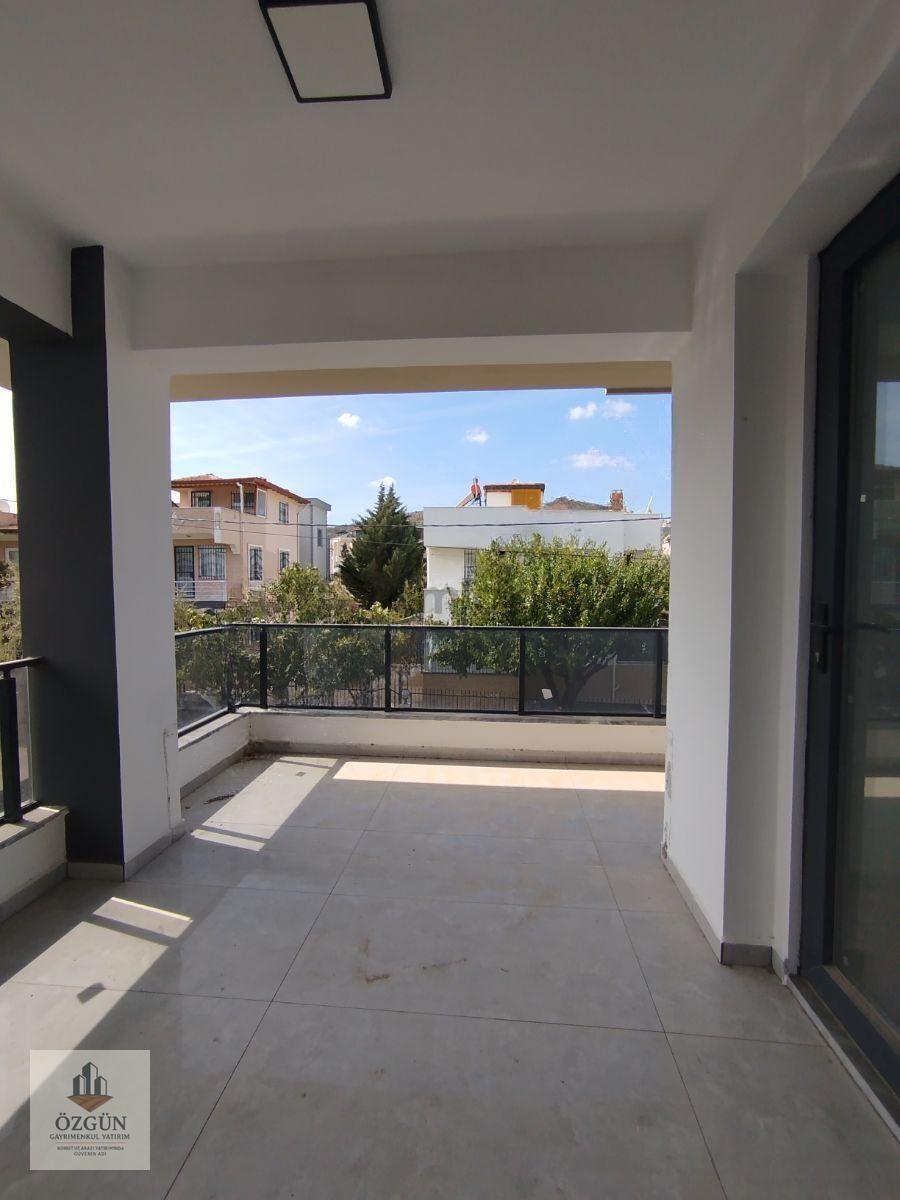 Özgünden İskelede 5+1 Bahçeli Tribleks Villa - 21