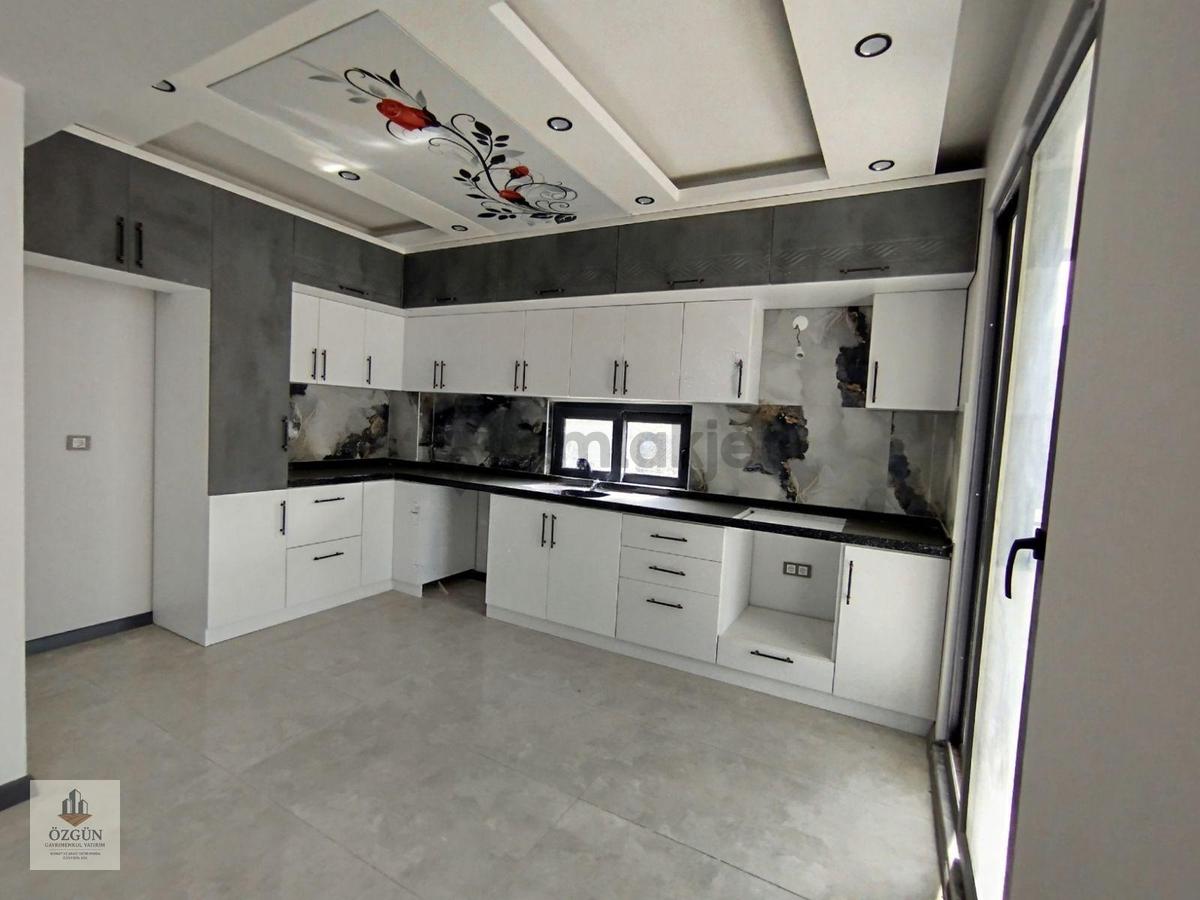 Özgünden İskelede 5+1 Bahçeli Tribleks Villa - 4
