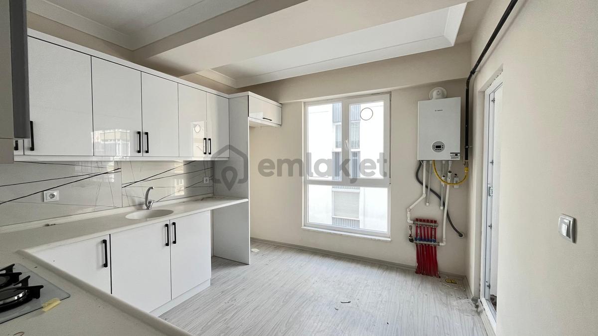 Konut Emlaktan Yenimahallede Kiralık 2+1 Lüks Daire! - 5
