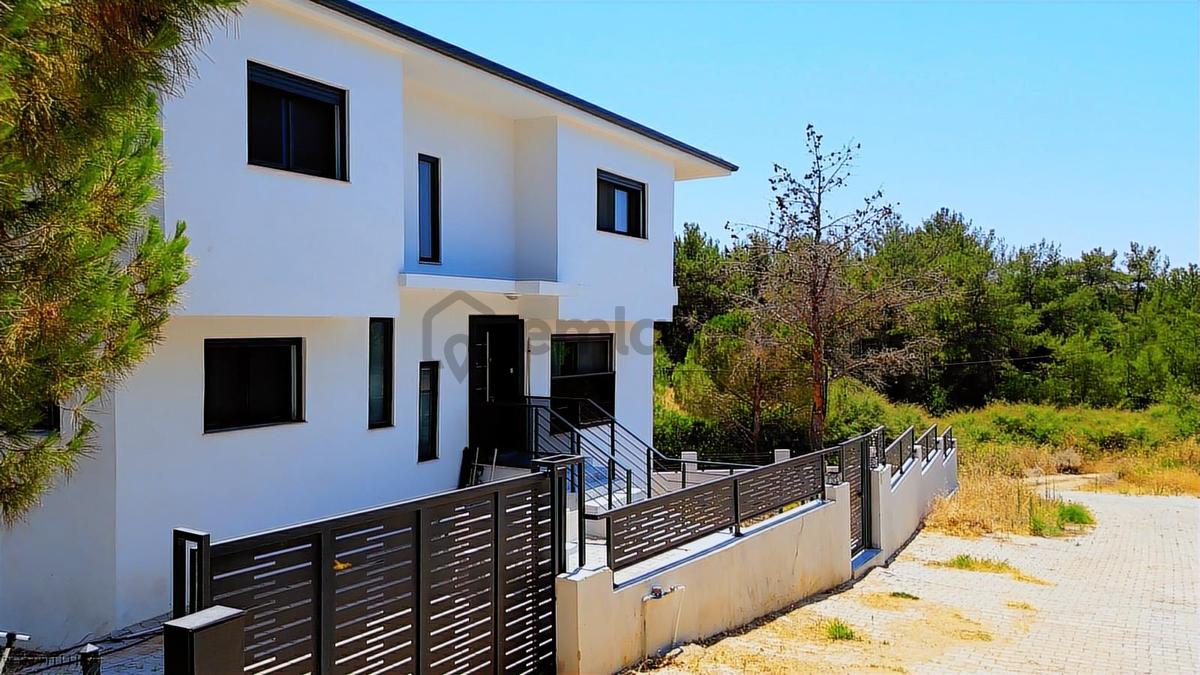 Satılık 5+2 Villa Müthiş Konumda Sizleri Bekliyor - 43