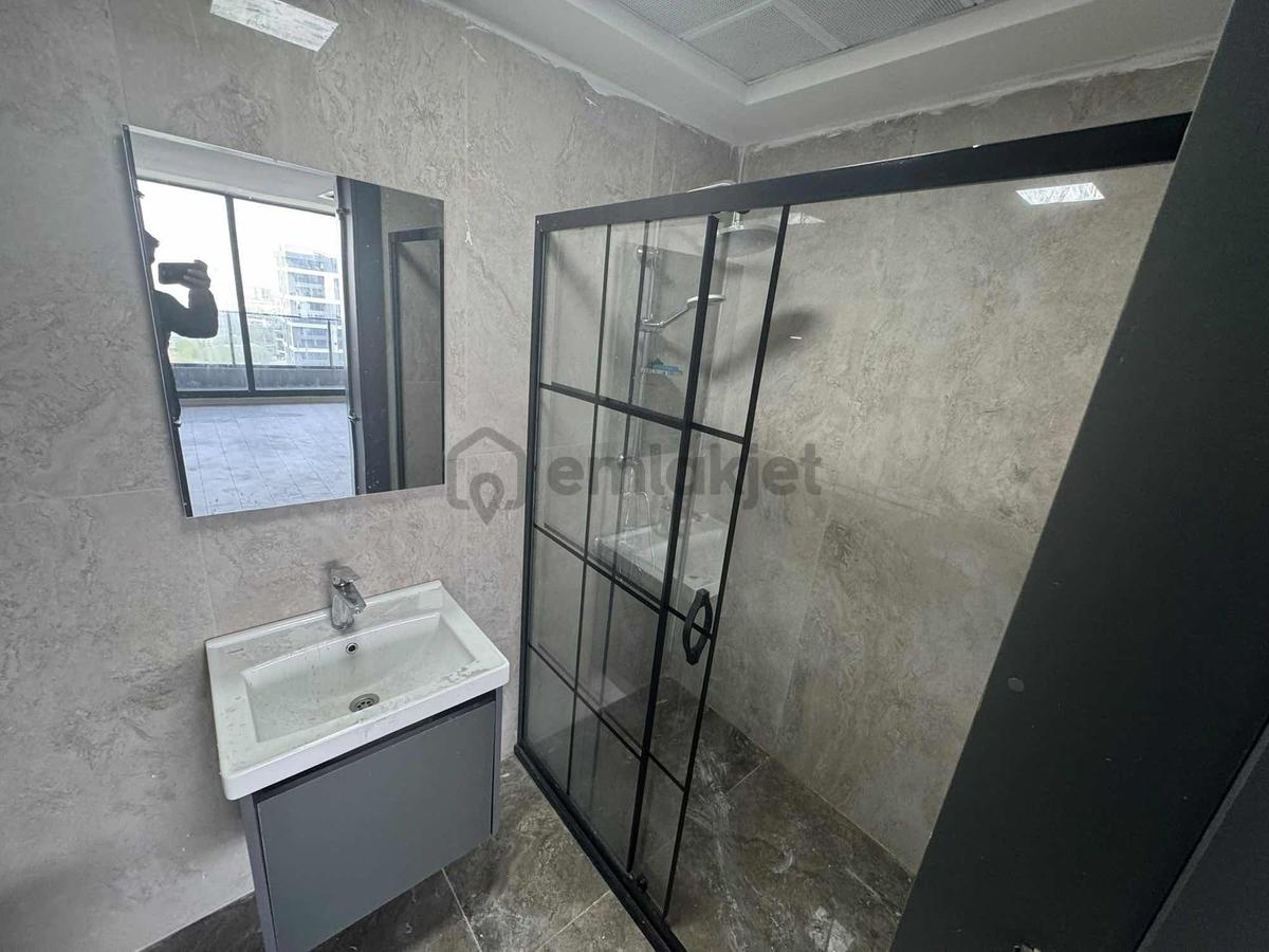 Araştırma Hastanesi Civarında Kiralık Büro - 4