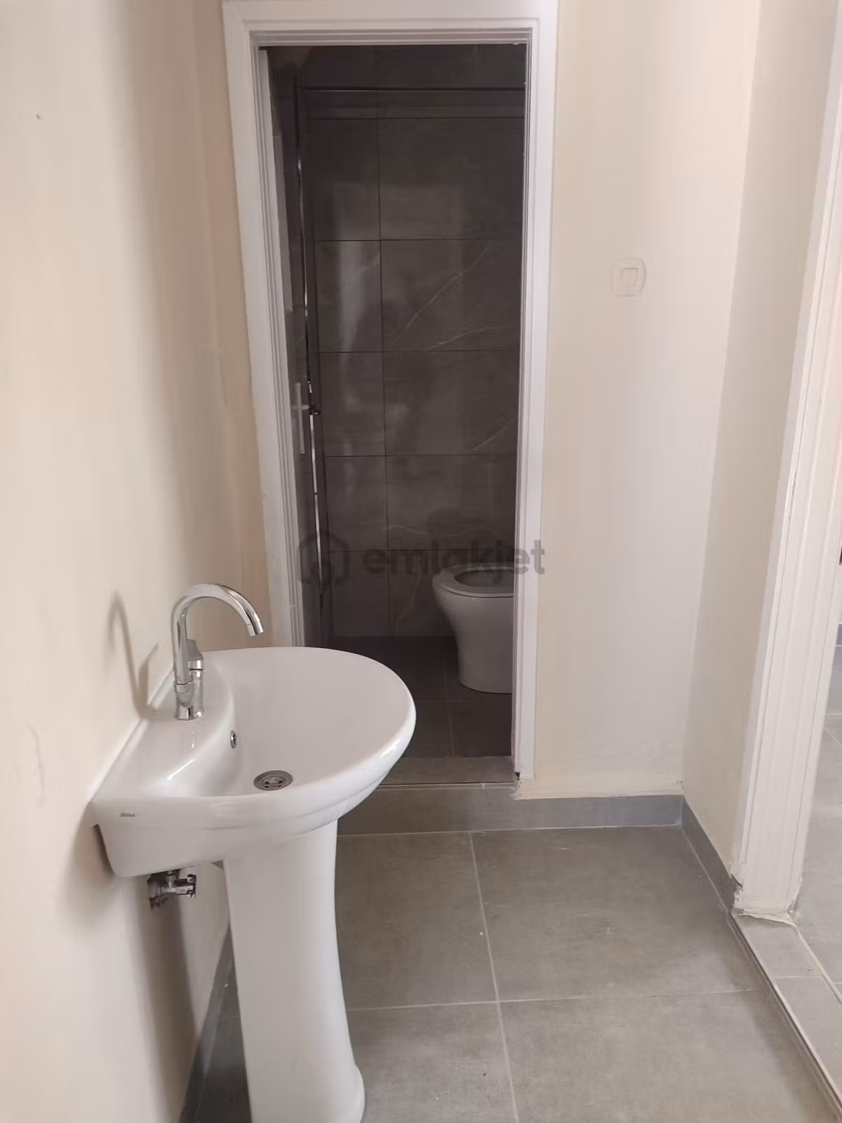 Vatan Mah.kiralık 3+1 120 M2 Giriş Kat - 7