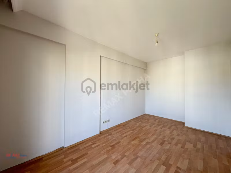 Kuşadasında Satılık Sıte Içı Doğalgazlı Daıre - 23