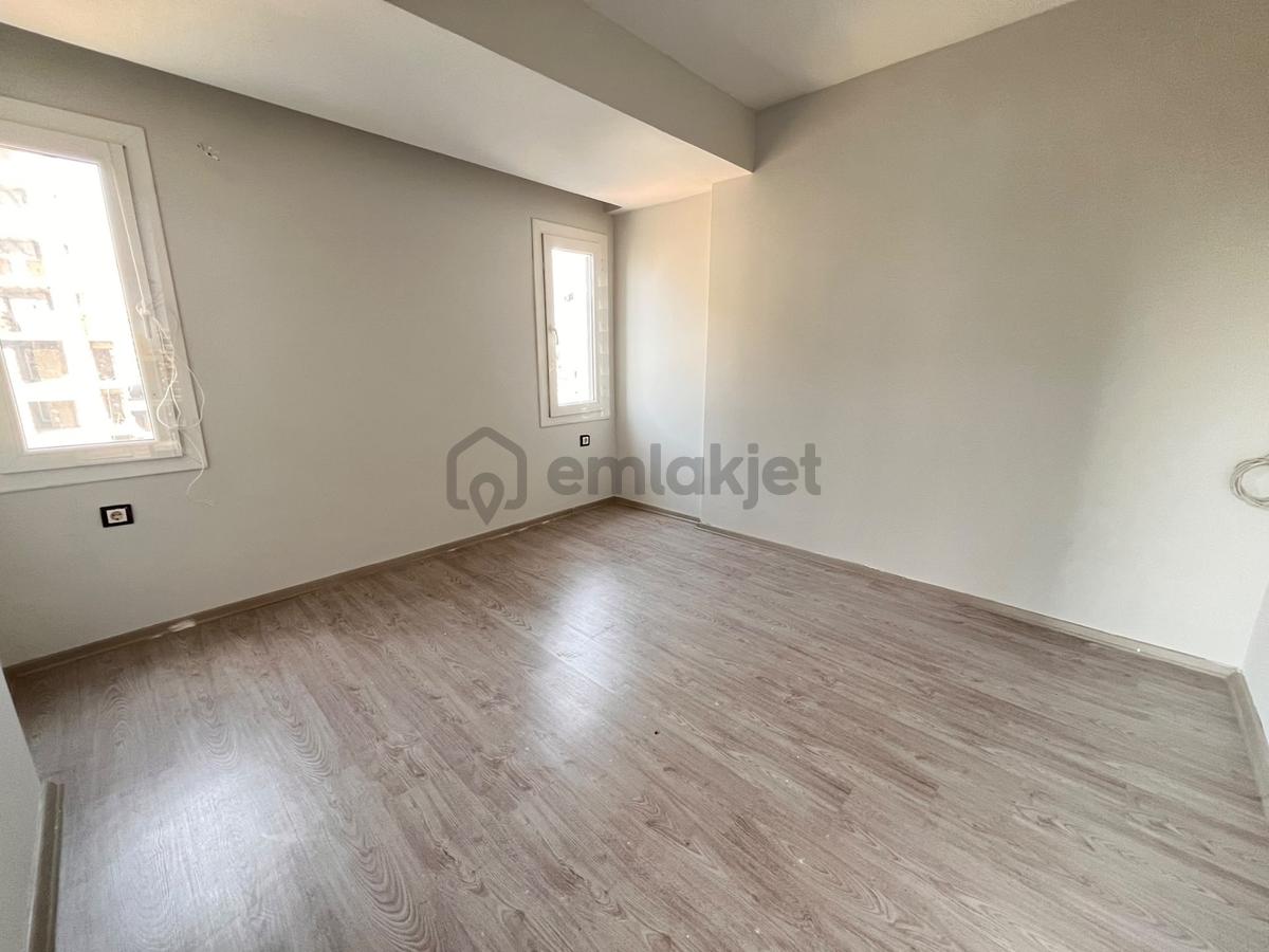 Mithatpaşa'da 3+1 Dogalgazlı Merkezi Konum Daire - 20