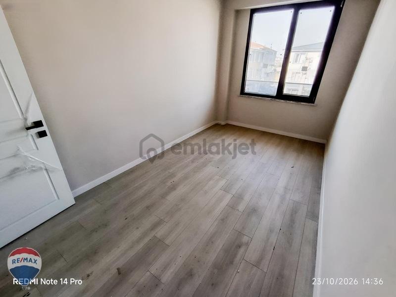 Remax Mavi'den Ön Cephe, Ferah, Kullanışlı, Sıfır 2+1 Daire - 14