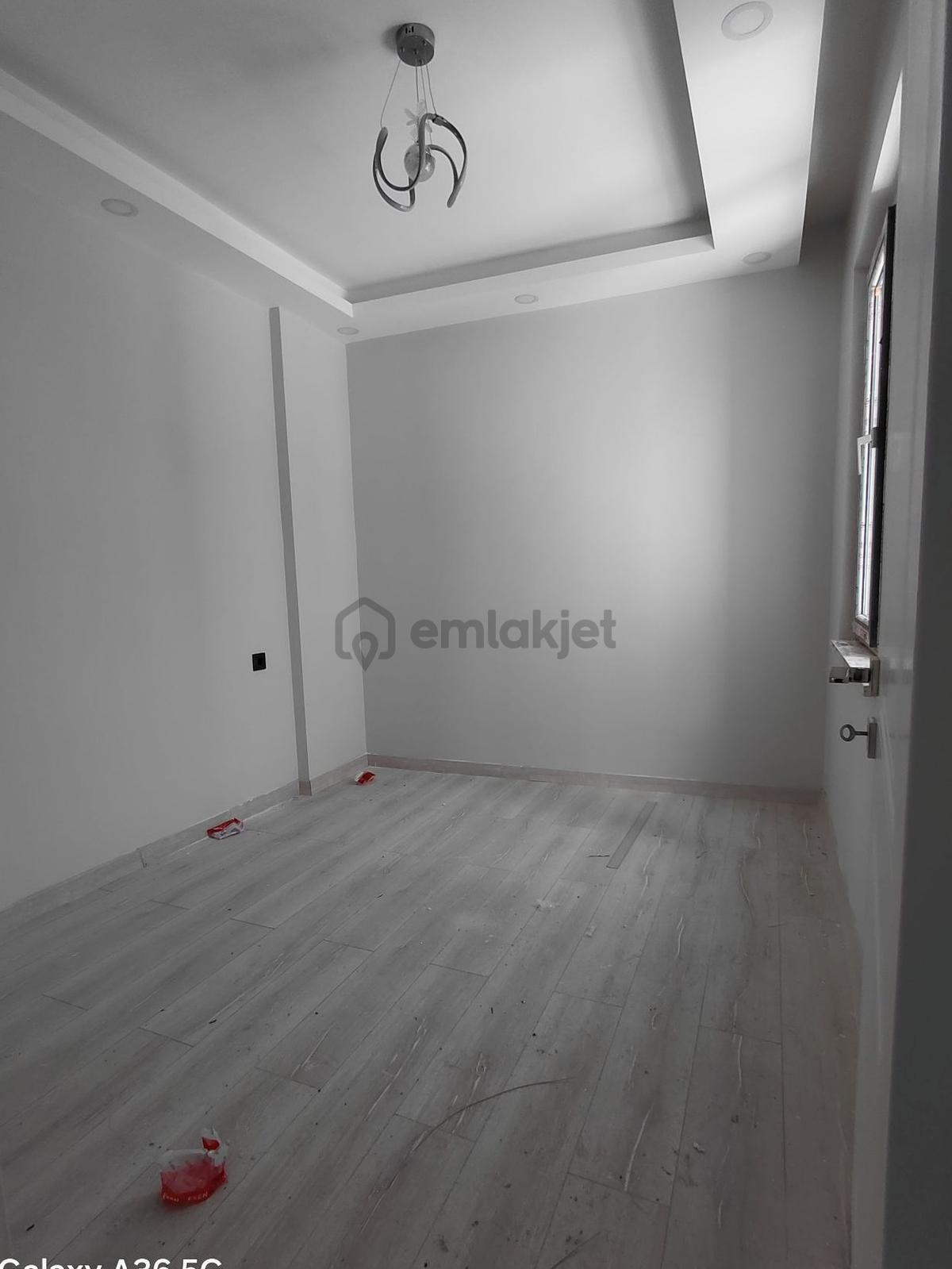 Koç Emlaktan Satılık 1+1 Sıfır Daire - 2