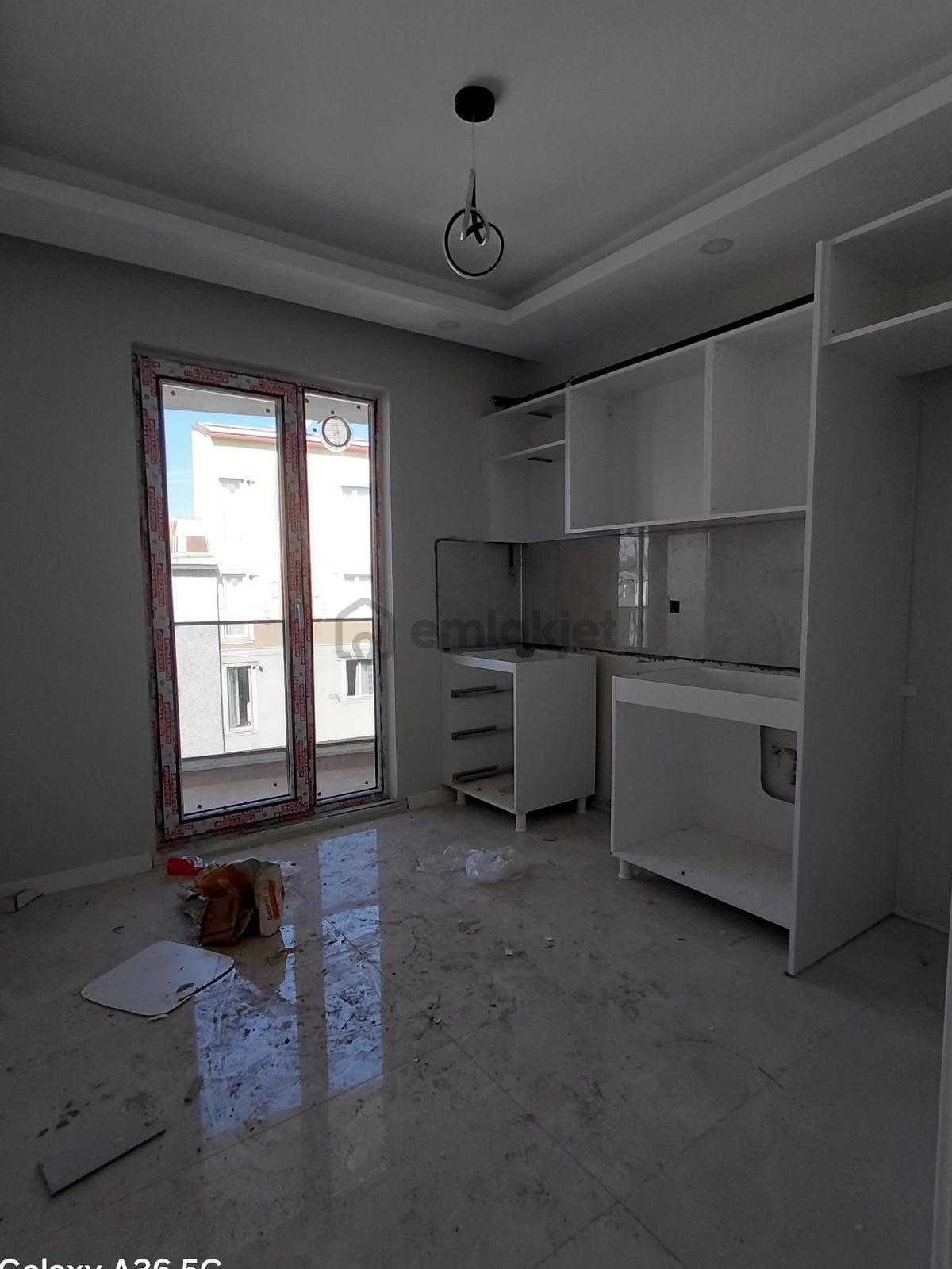 Koç Emlaktan Satılık 1+1 Sıfır Daire - 7
