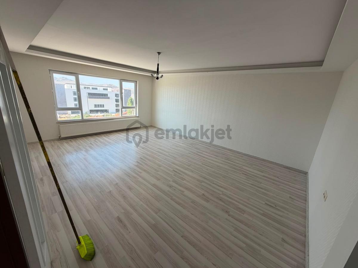Mamak Kıbrısköy’de 3+1 Kiralık Lüks Daire - 20
