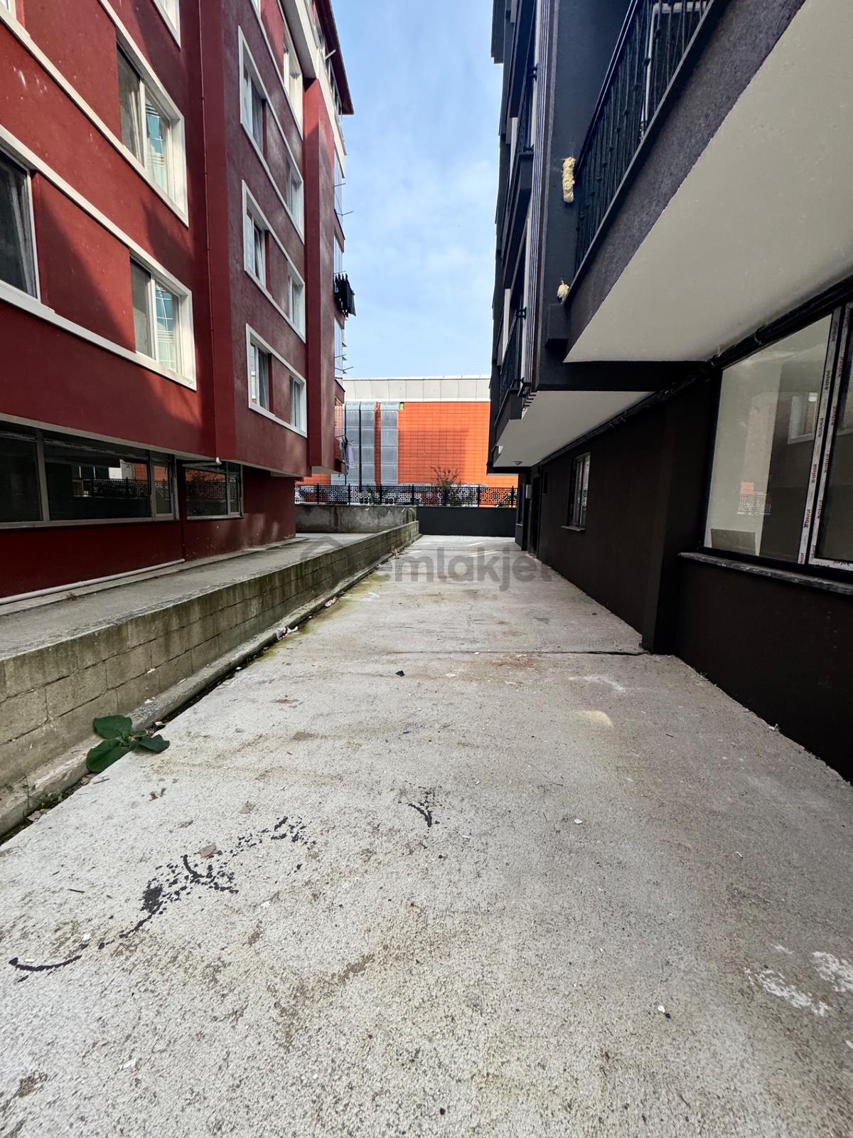 Giresun Teyyareddüzü Mahlesi Sıfır Satılık 1+1 Daire - 2