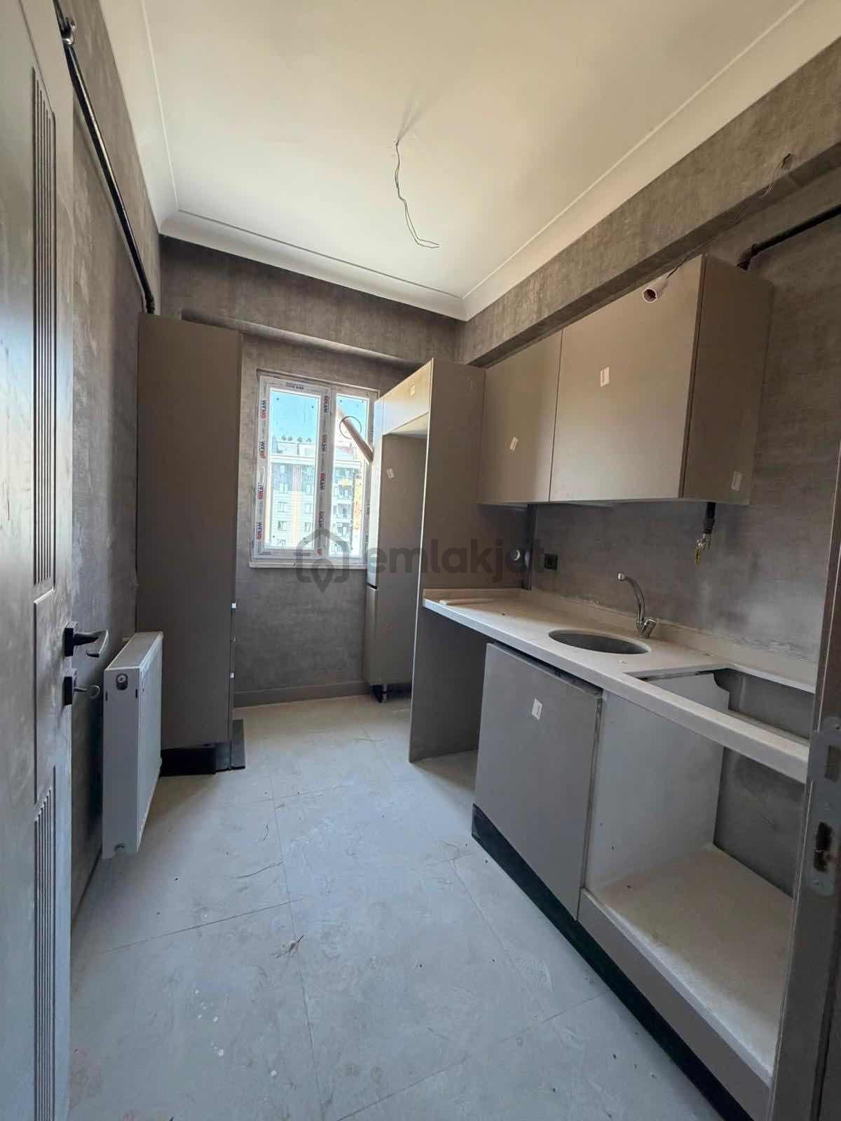 Yeşilloft'tan Kiralık 2+0 Daire - 6