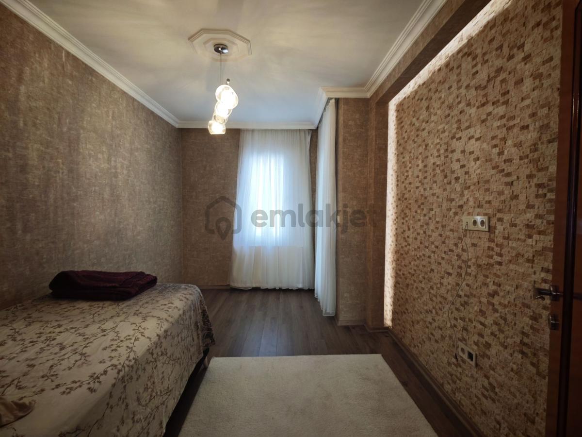 Deniztepe Evlerin'de Lüks 4+2 Kiralık Villa - 28
