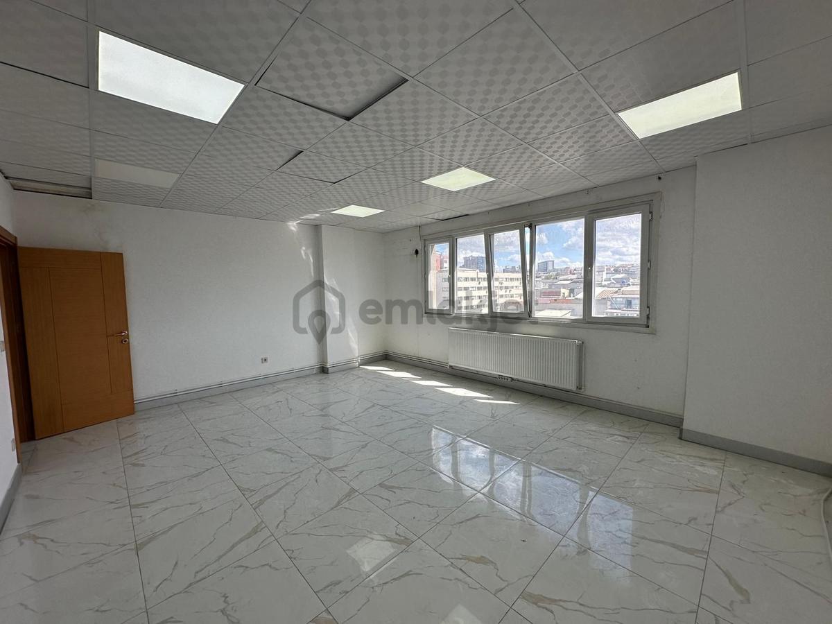Aydaş İş Merkezinde 1+1 Kiralık Ofis - 4