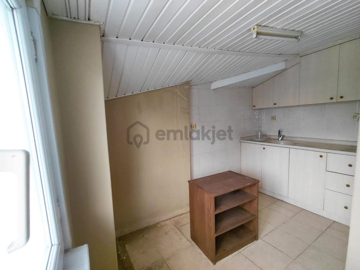 Gürpınar, Da 1+0 Aile Binasında Kiralık Daire - 9