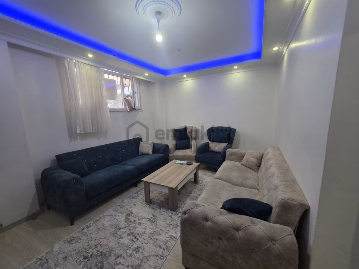 Esenler Fatih Mah Tabya'da Satılık 3+1 Bahçekat - 3