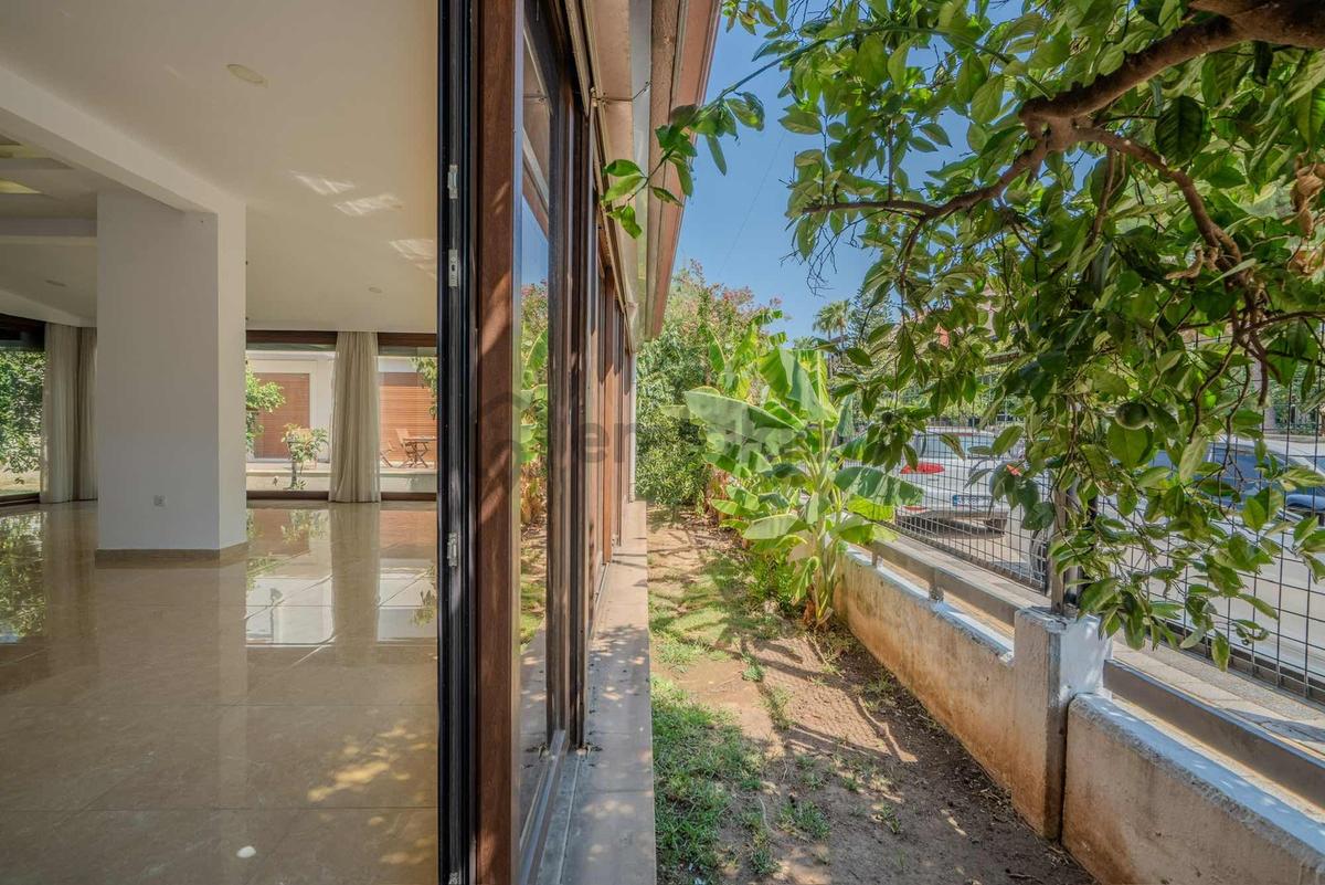 Atiker'den Denize Yakın Marmaris'te Satılık Havuzlu Villa - 9