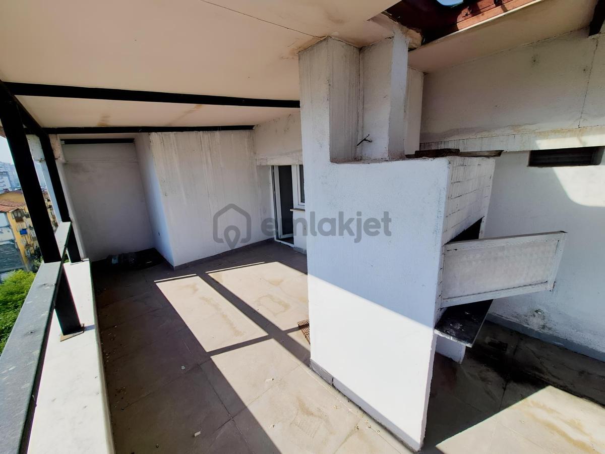 İlkadımda Merkezi Konumda, Ulaşımı Kolay Kiralık 3+0 Daire - 16